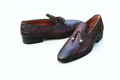 Crafted Leather Tassel Loafers Shoes in Burgundy Crocodile Leather Hand-Stitched