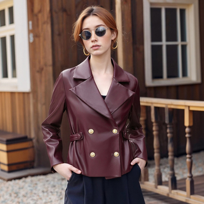 Stylish and simple double-breasted jacket