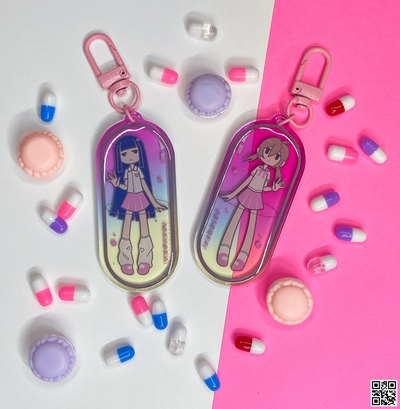 𝒸𝒶𝓅𝓈𝓊𝓁𝑒 𝑔𝒾𝓇𝓁𝓈 holographic keychain