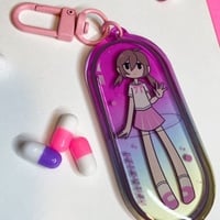 𝒸𝒶𝓅𝓈𝓊𝓁𝑒 𝑔𝒾𝓇𝓁𝓈 holographic keychain - Thumbnail 3