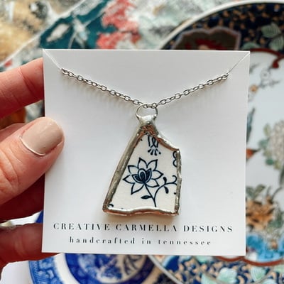 “beauty in the broken” necklace no.01