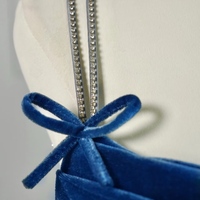 Elegant Spaghetti Strap Blue Velvet Mermaid Evening Dress with Detachable Bow - Thumbnail 4