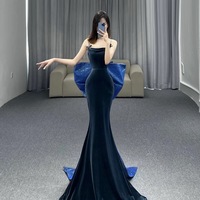 Elegant Spaghetti Strap Blue Velvet Mermaid Evening Dress with Detachable Bow - Thumbnail 2