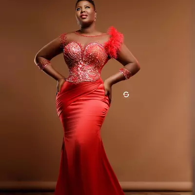 Plus size red mermaid prom dresses for special occasion beaded lace satin evening formal party second reception birthday engagement gowns