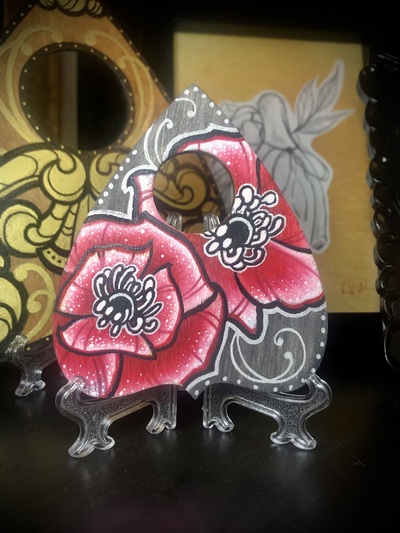 Poppy Mini Ouija Planchette