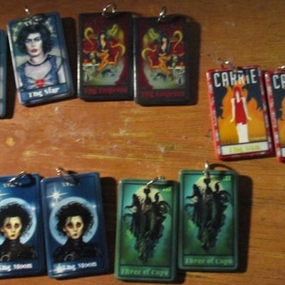 Acrylic tarot horror card pendant charms