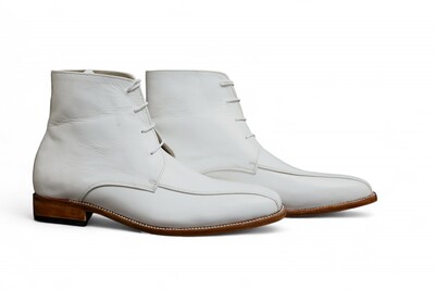 Crafted Leather Classic White Leather Chukka Boot