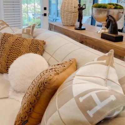 Luxury cashmere blanket – soft, warm & lightweight throw