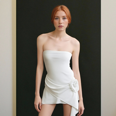 Fashionable and elegant floral-decorated solid color halter-back dress