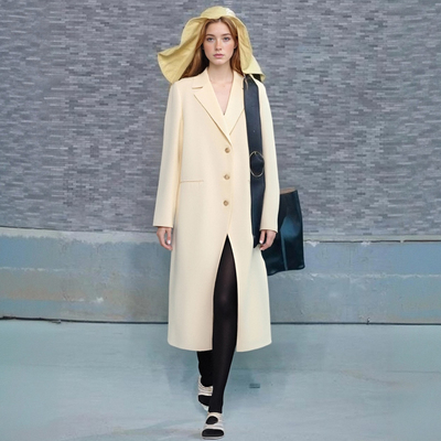 Temperamental and fashionable solid color long coat