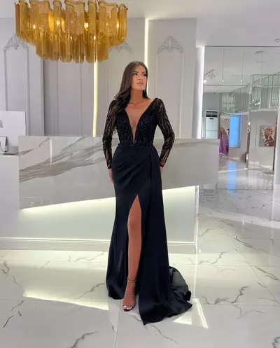 Elegant Sheath Black Evening Dresses Illusion V Neck Long Sleeves Beading Party Prom Dress Split Long Dress for special occasion