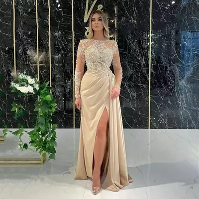 Champagne Pleated Evening Dresses Gorgeous Lace Applique Long Sleeve Mermaid Princess Prom Gowns With Side Split 