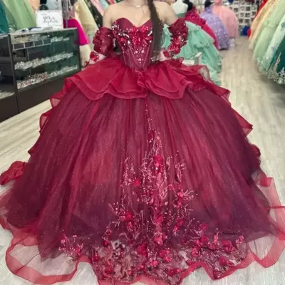 Sweetheart bury quinceanera dress long sleeved 2024 party gown princess lace appliques beads off the shoulder for 16 years