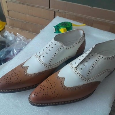 Hot sale men's christmas two tone genuine leather lace up wingtip shoes - Thumbnail 1