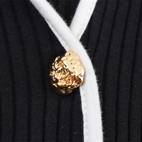 Fashionable V-neck short skirt with metal buttons and thread - Thumbnail 1