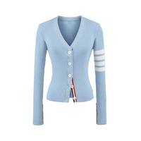 Colorblock striped V-neck sweater - Thumbnail 1