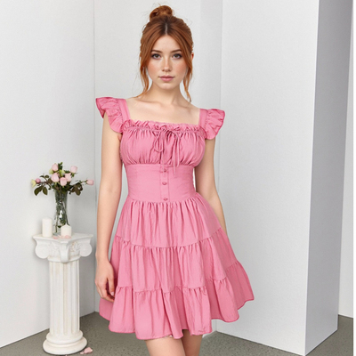 Pink square neck suspender dress with small flying sleeves