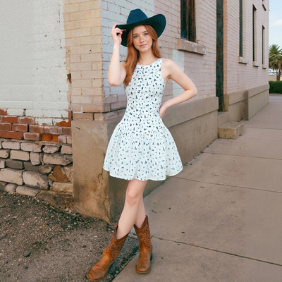 Small fresh floral print single breasted sexy backless dress