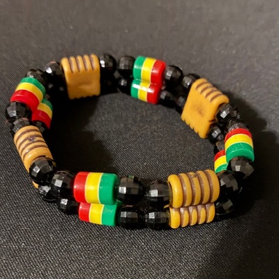 Roots & rhythm beaded stretch bracelet - Thumbnail 1