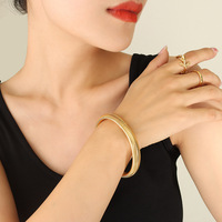 Elegant Stretch Coil Bracelet, Gold and Silver Plated, Flexible Spring Design, Fashion Jewelry for Women - Thumbnail 4