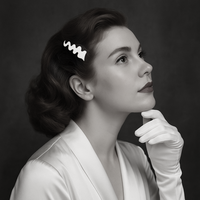 Elsa's Shocking Hair Clips - Thumbnail 3