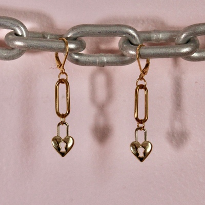 Mini heart lock earrings
