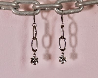 Daisy Chain Earrings 