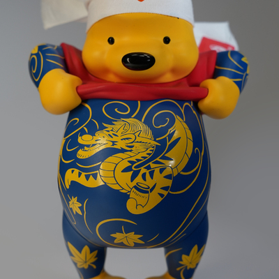 Arttoy by jee saya & hundred demons "tatpooh ed. shokunin satin finish"