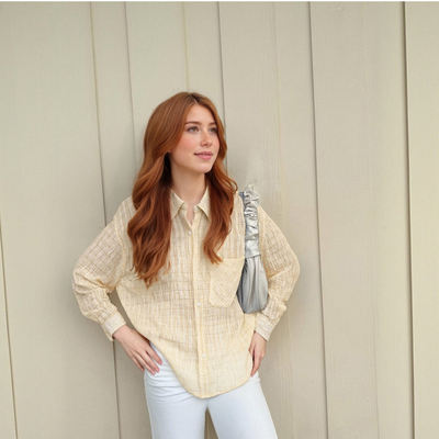 Workwear style mid-length top with a slightly transparent loose casual shirt - Thumbnail 3