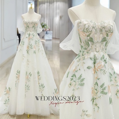 Elegant 3d floral lace wedding dresses v-neck long sleeve applique bridal gowns