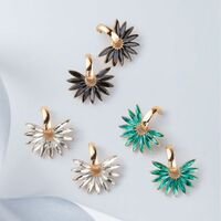 Radiant Spark Earrings - Thumbnail 1