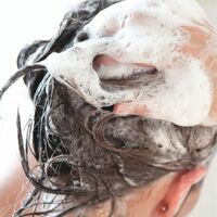 Elastine Moisture Essentials Volume Shampoo - FINAL SALE - Thumbnail 2