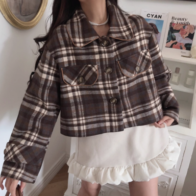 Retro style long-sleeved jacket