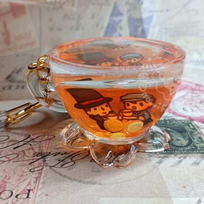 Liquid professor layton teacup keychain