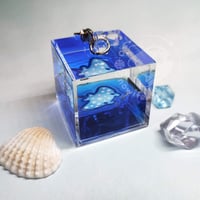 Liquid Fish Cube Keychains - Thumbnail 5
