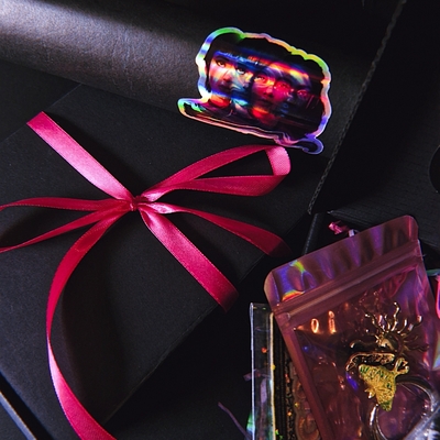 Raven, sun, moon, moth - lost records bloom and rage