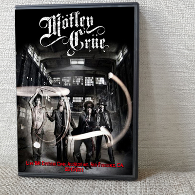 Motley crue live bill graham civic auditorium, san francisco, ca. 06.15.2011 dvd