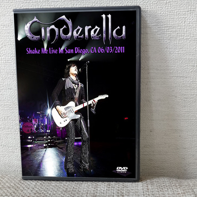 Cinderella shake me live in san diego, ca 06.03.2011 dvd