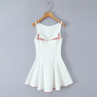 White sleeveless dress with embroidered small lapel and waist - Thumbnail 3