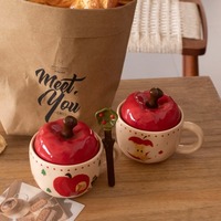 Big Apple Mug With Lid And Spoon - Thumbnail 8