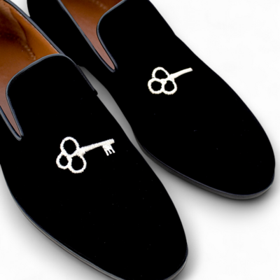 Crafted leather black velvet key embroidery loafers dress shoes
