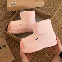 Capybara Snow Boots - Thumbnail 4