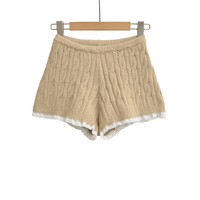 Lace-trimmed high-waisted knit cable knit shorts for autumn and winter - Thumbnail 1