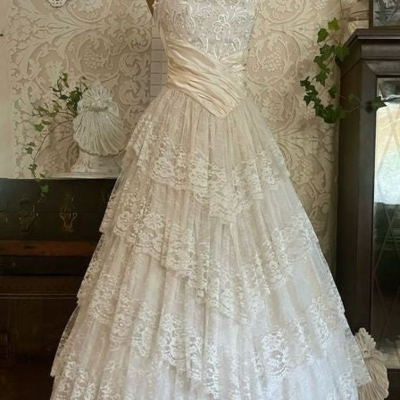 Vintage strapless ivory ball gown lace wedding dresses minimalist bridal gowns