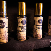 Freshwater Pier | Handmade Essential Oil Perfumes - Thumbnail 2