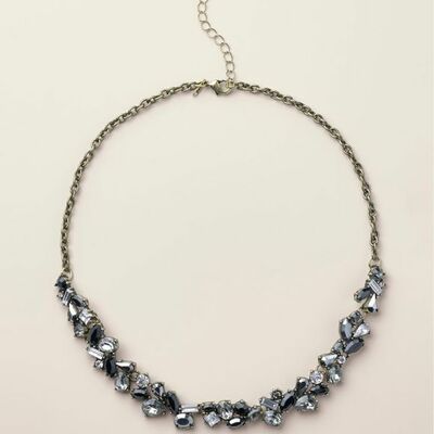 Simply noir statement necklace