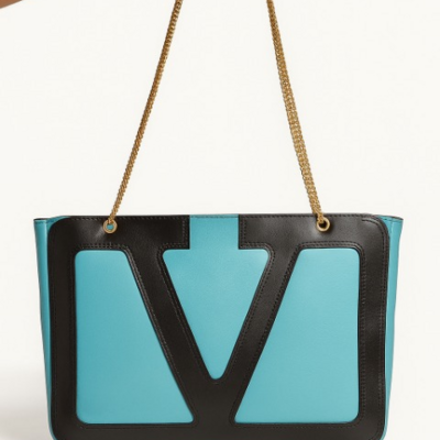 Crafted leather classic and luxury design cyan / black v logo shopping bag for women - Thumbnail 3