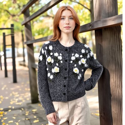 Round neck 3D flower embroidered knitted cardigan