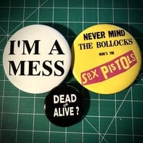 Sid and Nancy Collection Pin Badge (Sex Pistols) 