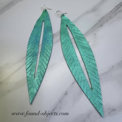 The original found objects feather - holographic turquoise